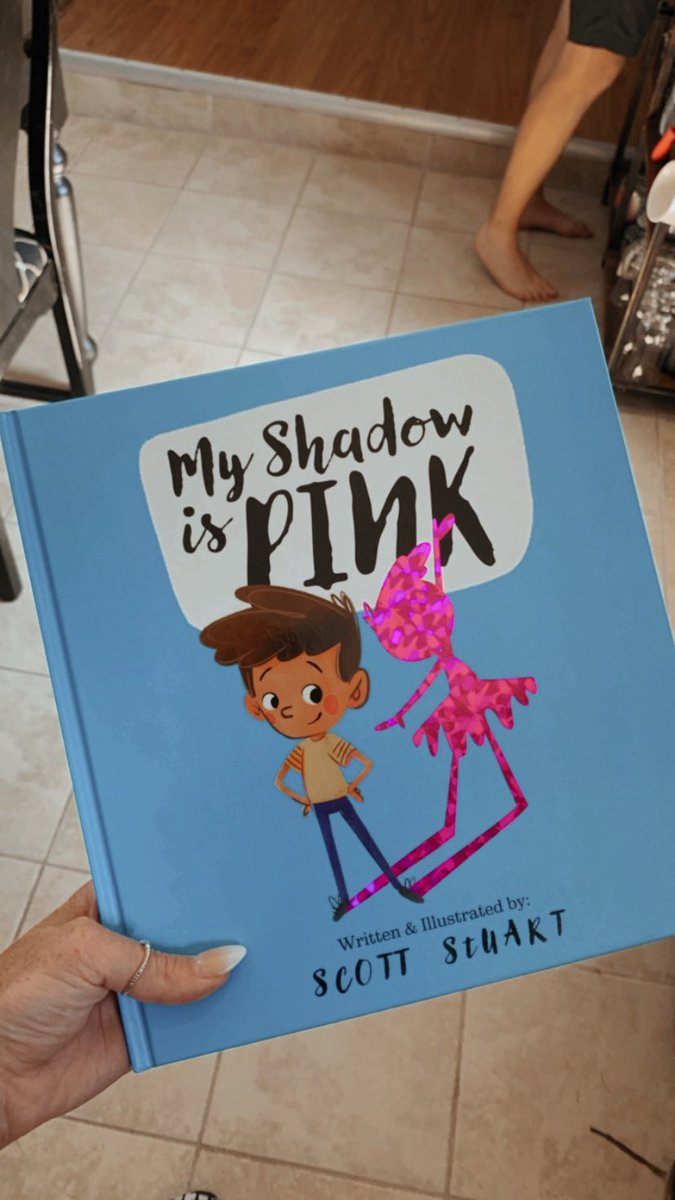 kaitlineedy_'s tweet photo. Look what came in the mail today!! Loved this book so much I had to get my own copy. Can’t wait to get My Shadow is Purple in the mail soon! ☺️ #myshadowispink #kindergarten #reading #inclusive #acceptance https://t.co/R0wX6zuH5c
