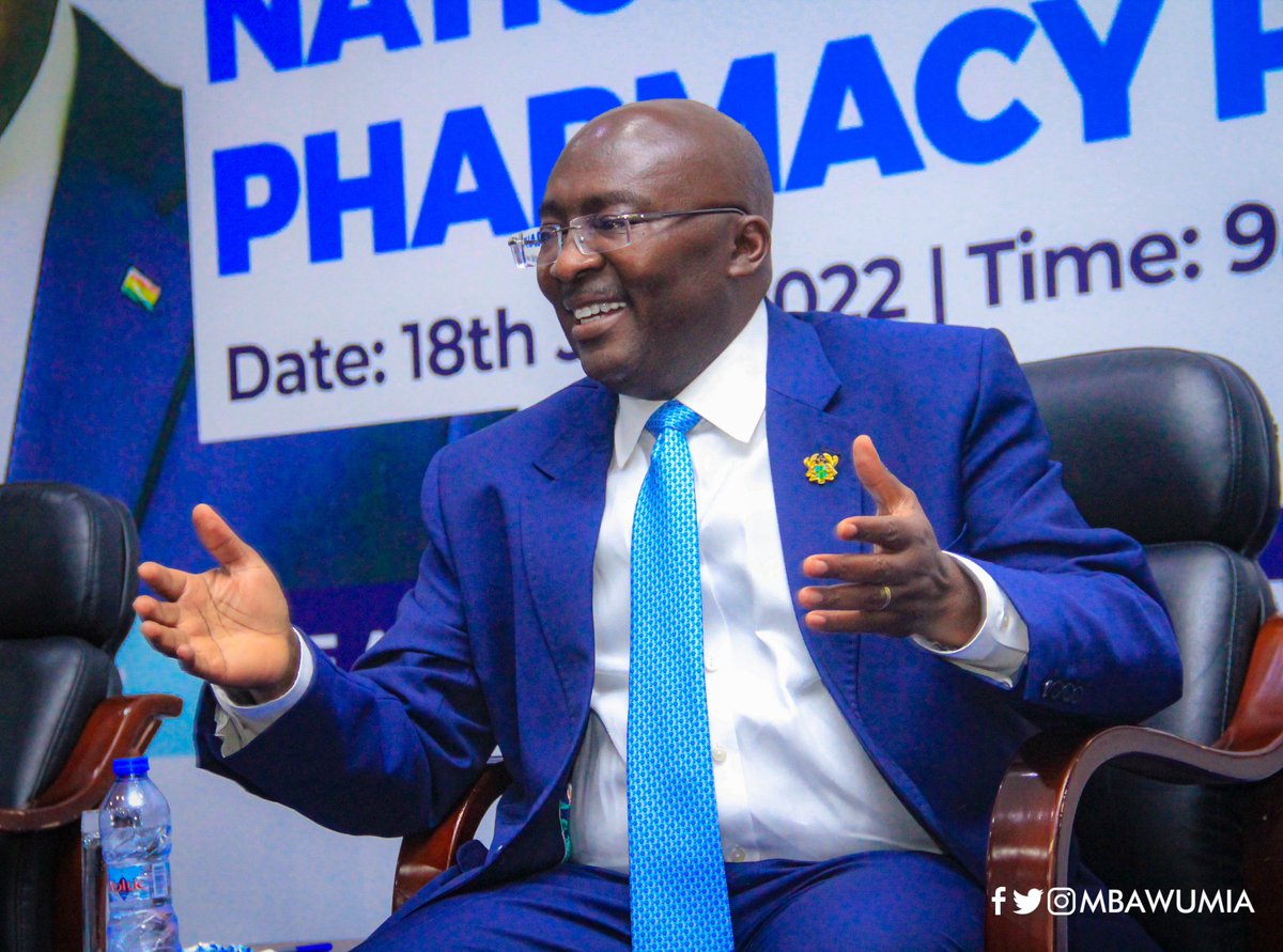 NanaBa_Offixial's tweet photo. "Ultimately, we must all remember that you cannot transform an economy with just brick and mortar. You can only transform an economy with ideas, systems and institutions. Not just brick and mortar." - @MBawumia 
#BuildindGhanaTogether https://t.co/Bg1Pd8tzRF
