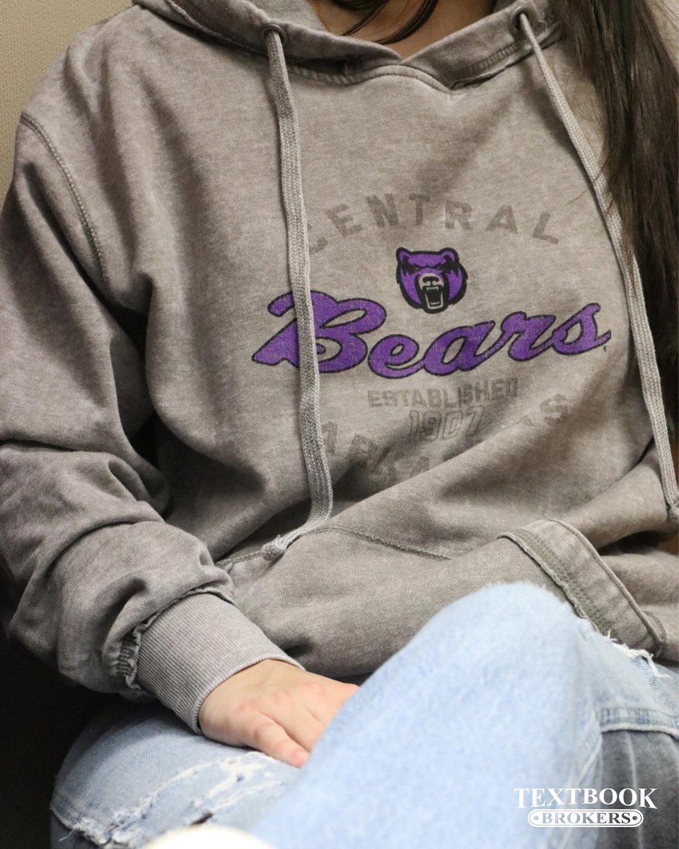 TextbookBrokers's tweet photo. NEW ARRIVAL!! We are loving this new Bears Burnout Hood! Shop online or in-store today! We are open until 7pm!
#UCA #UcaBears #CentralArkansas #UCA2022 #UCA22 #UCA23 #FearTheStripes #BearClawsUp #GoBears #Conway #College #UCA24 #OurTownOurTeam #UCABound #TbbConway #UCA25 #UCA26 https://t.co/GdoA3POs19