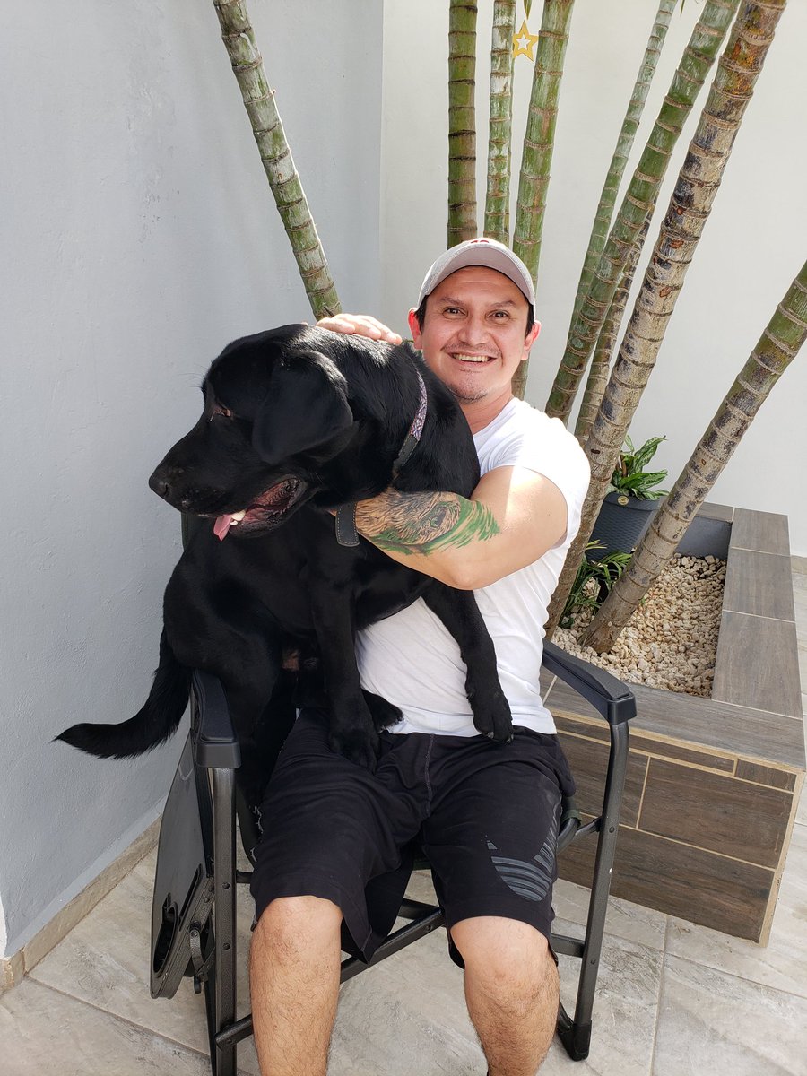 qfbfilo's tweet photo. #Cyron #DiaMundialDelPerro #SadarwenLabs mi cabión #3 jajajaja https://t.co/1XNAiSi1ya