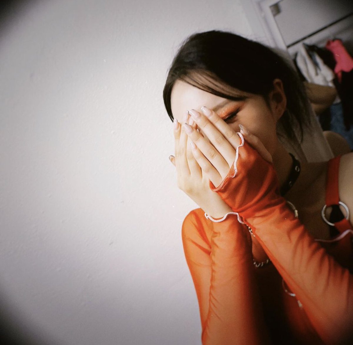 singthinker's tweet image. Her . #Dreamcatcher #SIYEON