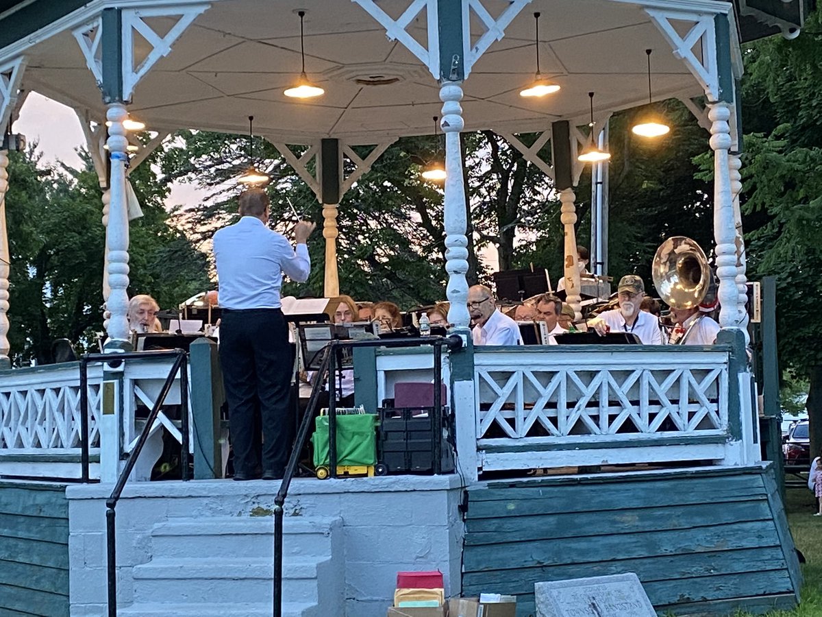 Townsend MA Invitational Scores 

1st Place Townsend Community Band
92.5