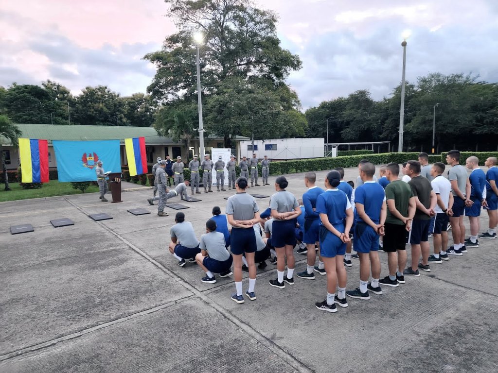 Fuerza Aeroespacial Colombiana tweet media