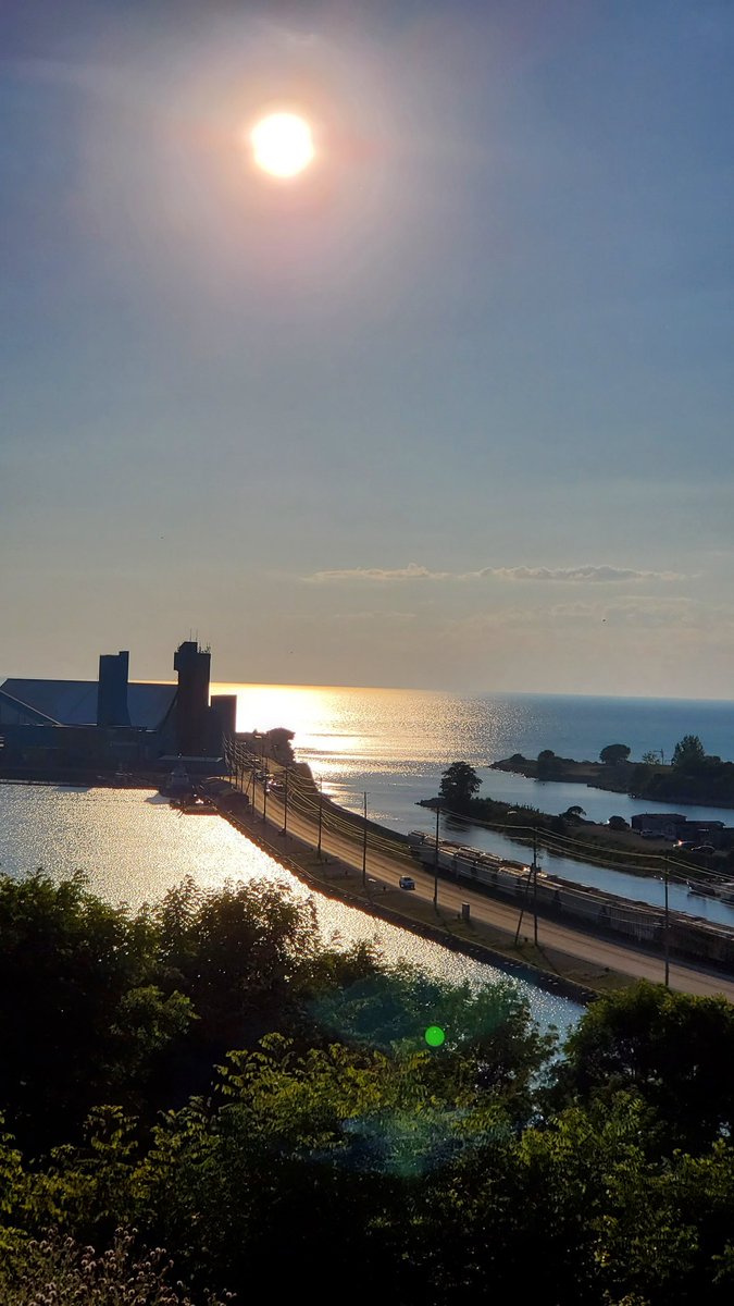 F3inGoderich's tweet image. #bikeride #sunset #bandshell #music #happythursday #greatcrowd #toetapping #dancing @GoderichDwntown