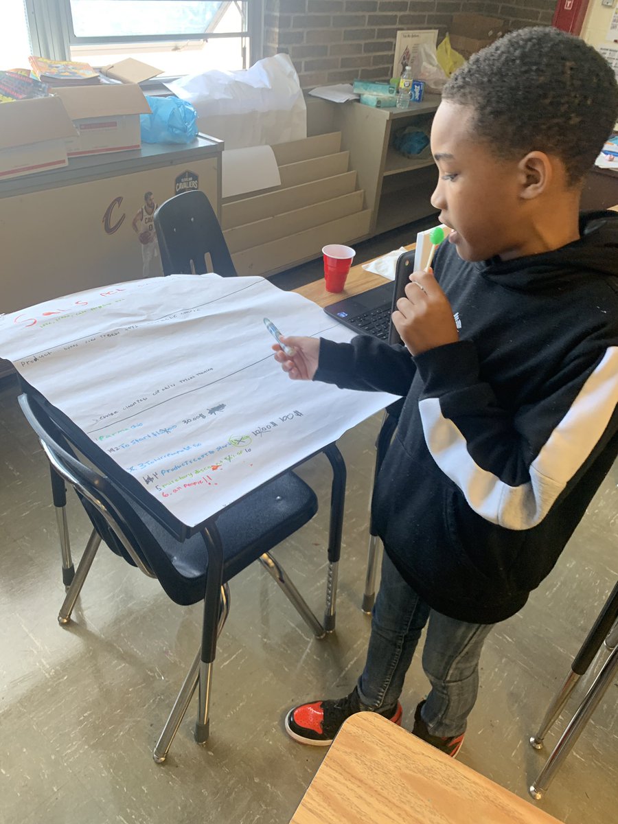 PCSDsummer's tweet image. Middle school students presenting the businesses they came up with after learning about entrepreneurship!! Thank you to our partner, @JA_CLE for providing materials for our enrichment courses again this year. #PCSDSALE ⛵️⛵️