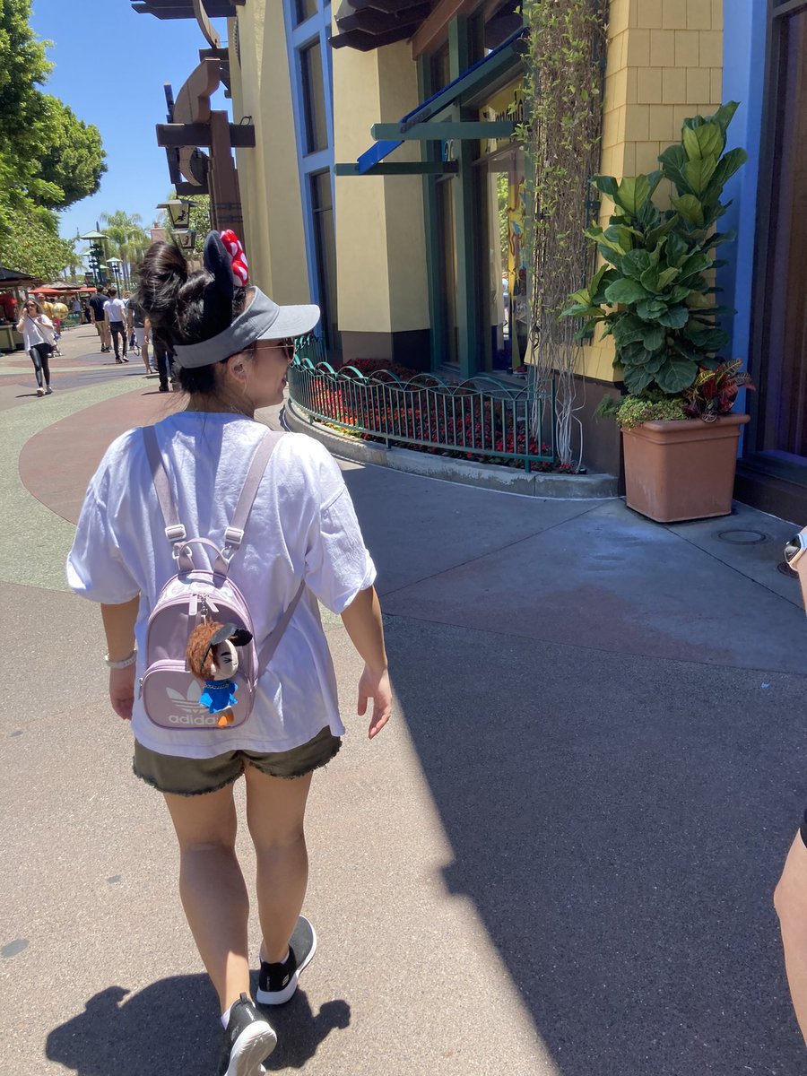 ahgahrin's tweet photo. i rmbr hearing people walking by me saying that it was cute that he had mickey mouse ears becos i wore my minnie mouse ears 🥲 #alineandpepi https://t.co/23iVcNFjVM