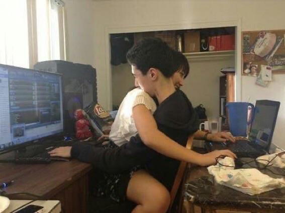 PR0GRAMMERHUM0R's tweet image. What&apos;s stopping you from coding like this? reddit.com/r/programmerhu…