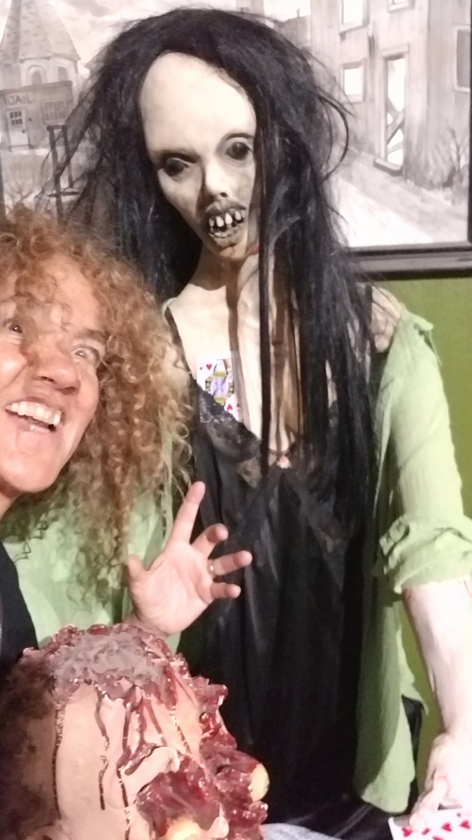 Kim Yates tweet media