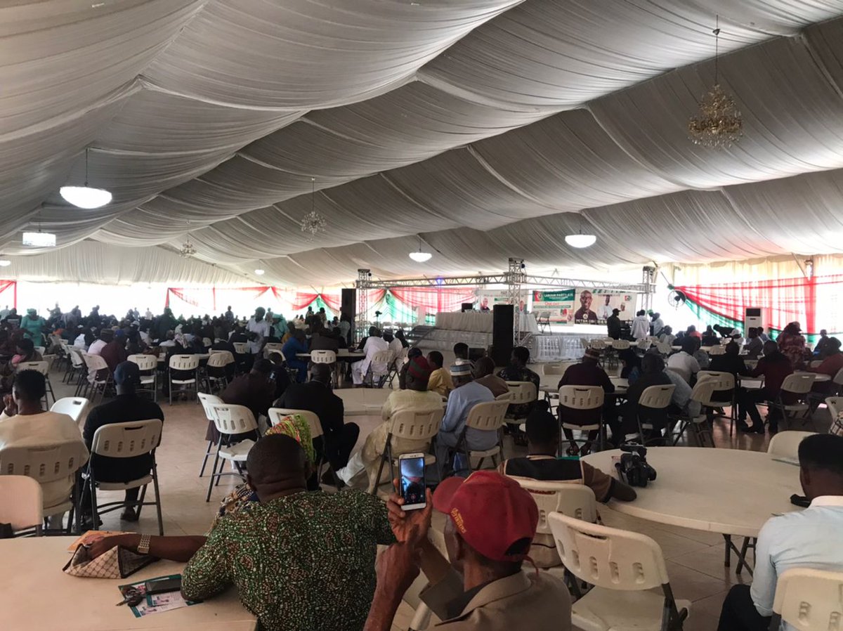 VictorDariyan's tweet photo. As Tinubu and APC as busy hiring fake Bishops to scam Nigerians, smart Obi-Datti groups are in the field mobilizing supporters.
Jos South Obidients at a sensitization pally. Our Labour shall never be in VAIN.

#davidhundeyin | Sowore | Emeka | Benin | #RotimiAt40 https://t.co/aDdkmNu7KA