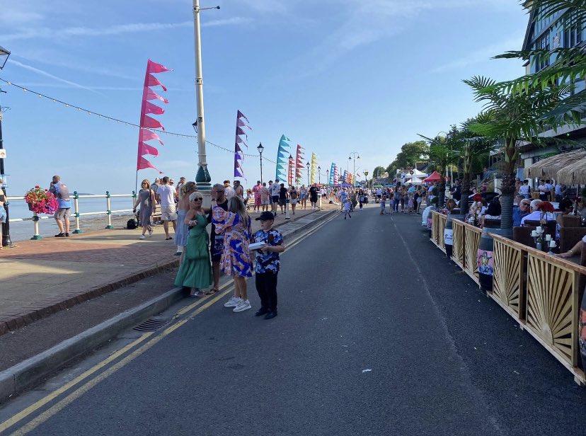 Recent event supporting Penarth Town Council with their Summer Festival &amp; Downhill Derby soapbox race.  #AcuteMedics #FirstAid #Cover #Medical #Event #Ambulance #Wales #Medics  #schools #athletics  #paramedic #penarth #soapbox #downhill #derby #running #Cardiff #race #Team #Care