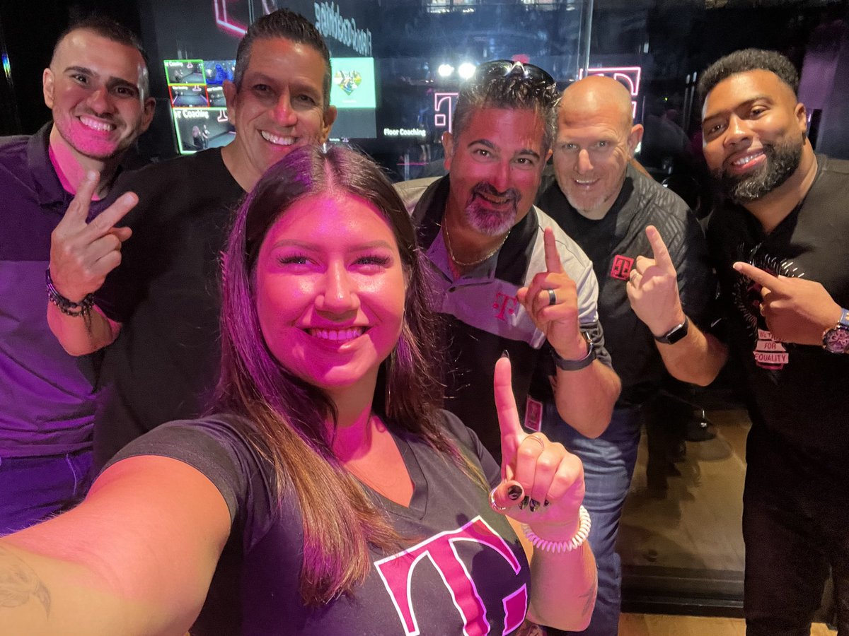 NYC total experience crew is ready to be #1 in customer choice and hearts! Shout out to @WantMoreTeza for inviting us to the first IN PERSON, BKNJ RSM+ leadership meeting in over 2 years to talk about this customer obsessed culture.
