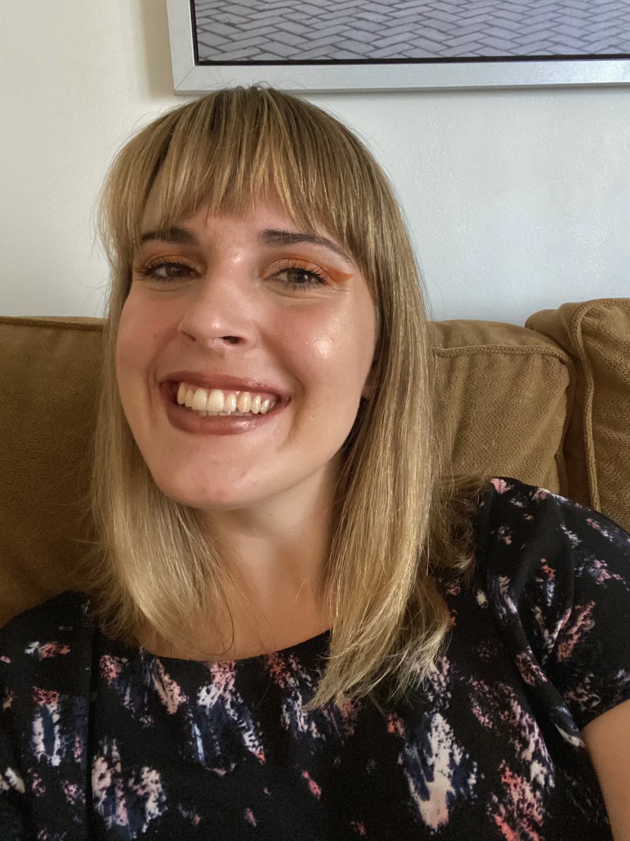 halsies are THE CUTEST 🥺 <a href="/TinyLittle_Baby/">lawyer linds™️ 🍉</a> sent me some <a href="/aboutfacebeauty/">about-face beauty by Halsey</a> products and I am in LOVE.😍 

wearing: Westward fractal lip, Butterfly Collective shadowstick, Smolder fractal eye paint and ofc Shaken or Stirred light lock highlight✨