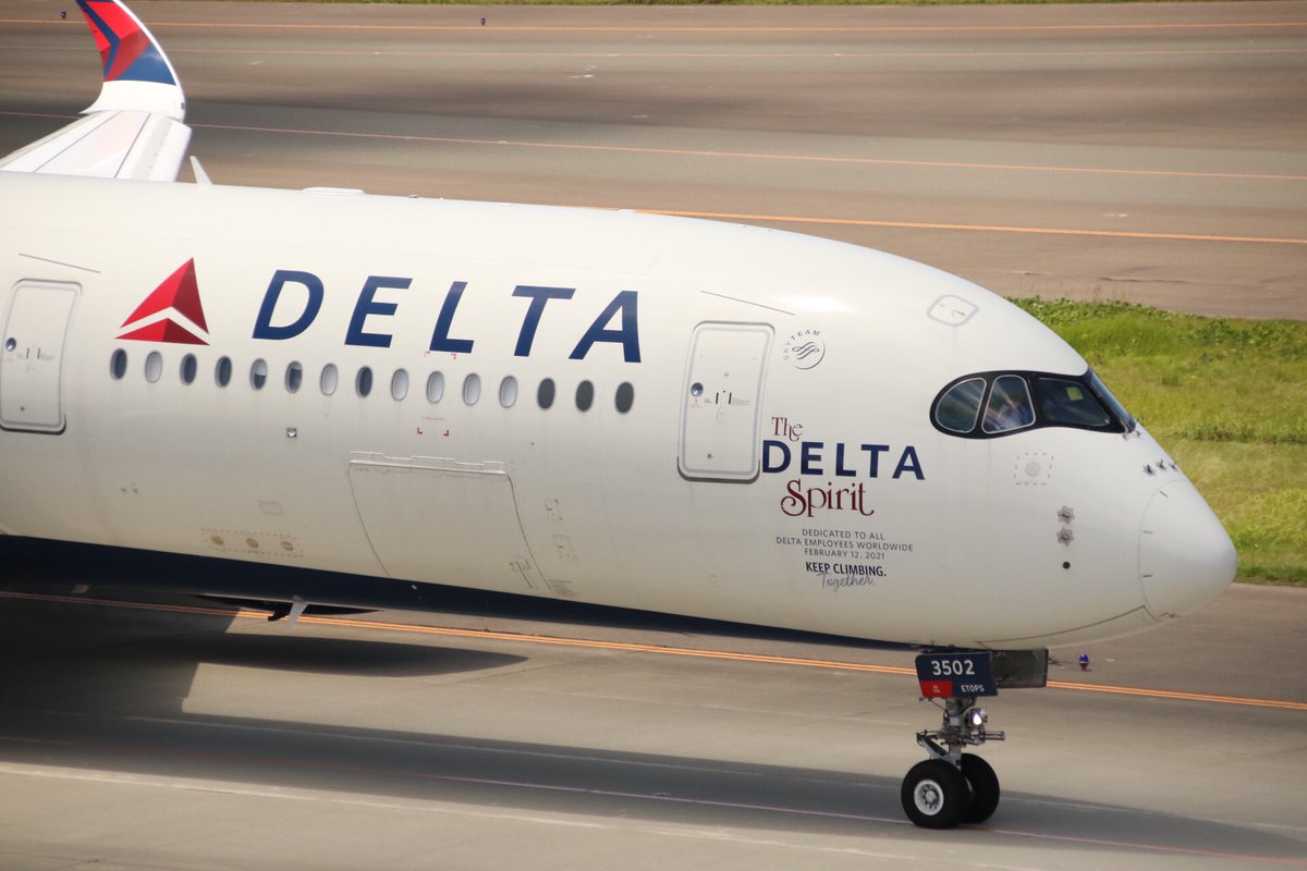 fly_os787's tweet photo. 2022.07.17
Delta Airlines
A350-900 N502DN
#TheDeltaSpirit 塗装機
やっとN502DNを順光で撮れた!
セントレアで雨,夜と撮れたから文句なし。
#Delta #デルタ航空 #A350 #N502DN #セントレア #セントレア写真部 https://t.co/T7Ffno7aJy