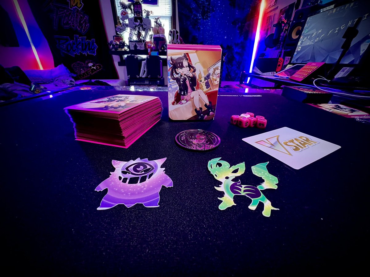 JohnnyK_alt's tweet photo. about to go play in my first tournament ever, CMON LEZ DO IT 🐈‍⬛🐈‍⬛🐈‍⬛ #pokemon #pokemoncards  #vtuber #freshstep https://t.co/lLkCoKuAFS