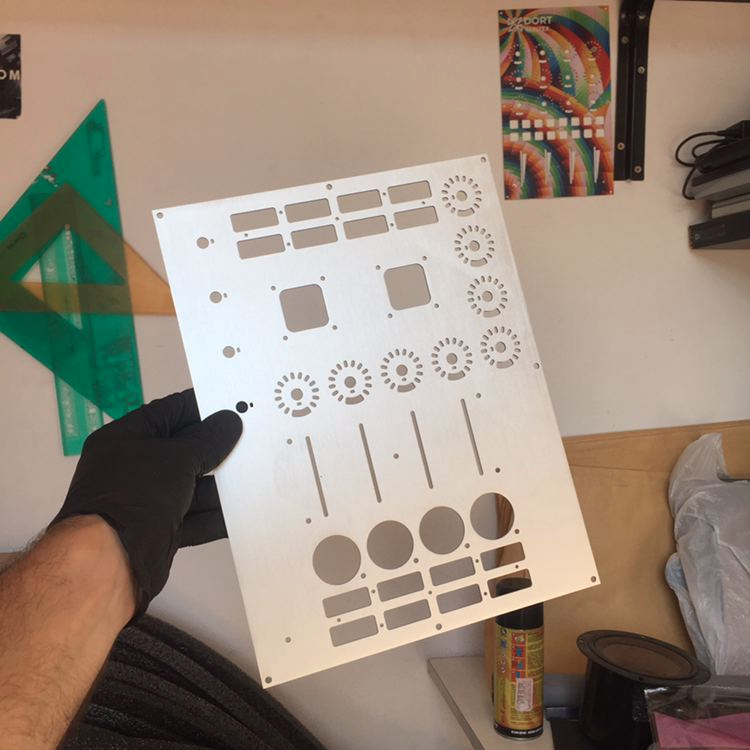 moldover's tweet photo. How to make a Mojito 
(mint is not optional)
Photos by @Yaeltex: https://t.co/7QwH7CS0BE