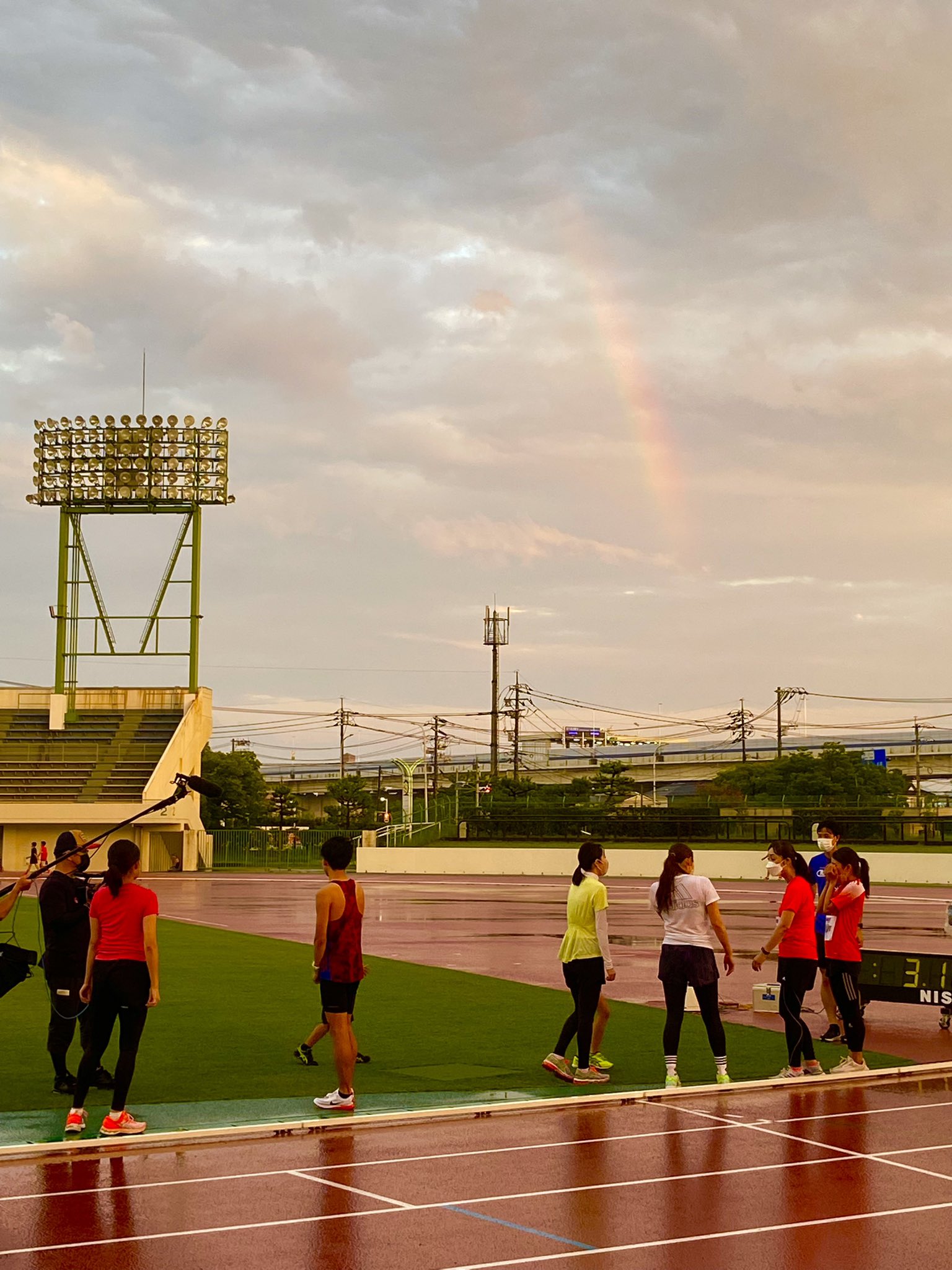 55フィールド ※非公式 愛宕スポーツコンプレックス陸上競技場 on Twitter