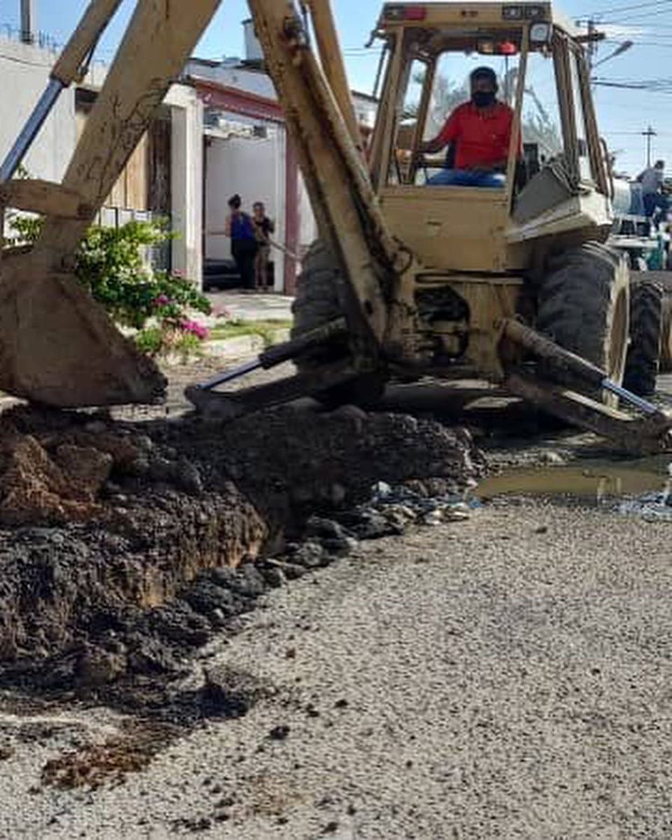 #21Jul Hidrolara con el acompañamiento de la Prefectura del municipio Torres, inician los trabajos de sustitución de tuberias de aguas servidas en el sector Calicanto. Rumbo seguro en servicios públicos.
