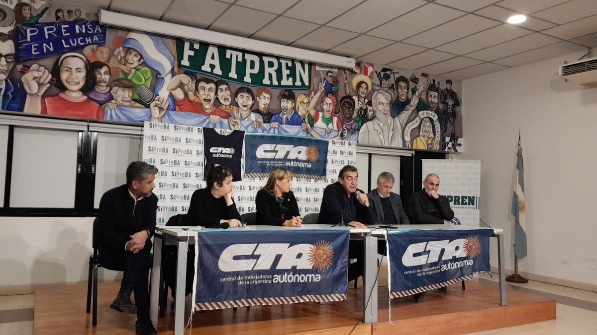 CTAAutonoma's tweet photo. #AHORA | Hugo "Cachorro" Godoy: "El camino de un proceso profundo de la unidad de la clase trabajadora esta en marcha, y queremos ser parte desde la CTA Autónoma. Por eso, con esa lógica, pensamos en la Dirección de Comunicación Comunitaria".

#SoberaniaComunicacional https://t.co/dp3uKe8tfC