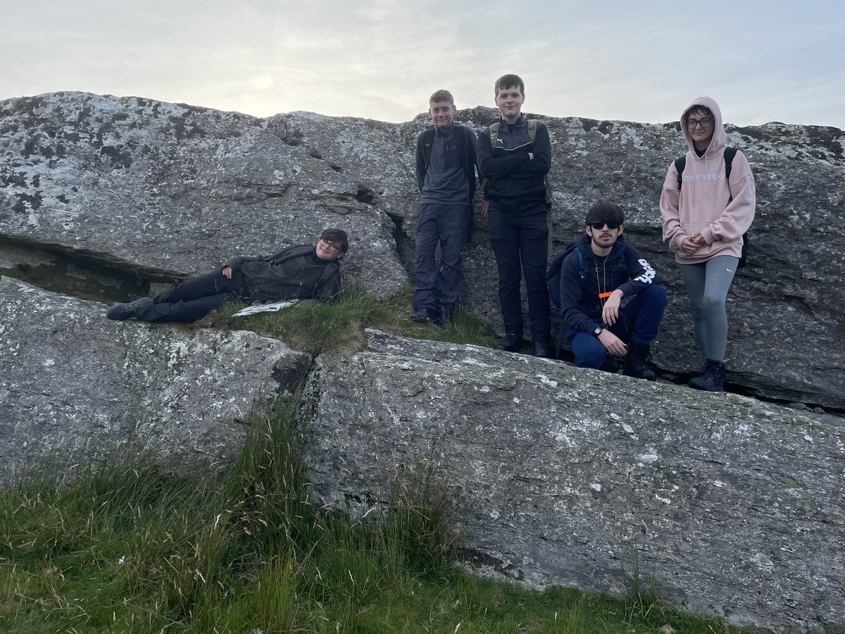 @OCNo2WelshWing @2WWAirCadets @BrynWilliamsMIC @WandWAirCadets Continue map reading and compass work on the @snowdoniaslate1 with the cadets in #Rhosgadfan. Cario mlaen gwaith darllen map a cwmpawd efo’r cadetiaid ar llwybr @snowdoniaslate1 yn #Rhosgadfan 👍