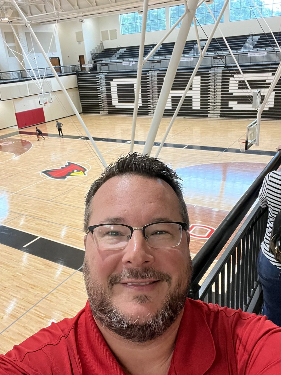 LaBelleESLions's tweet photo. TY #osbornecardinals for allowing our leadership team to tour your amazing campus! #osbornestrong #teamlabelle #ALLIN https://t.co/Aznxsv9iU9