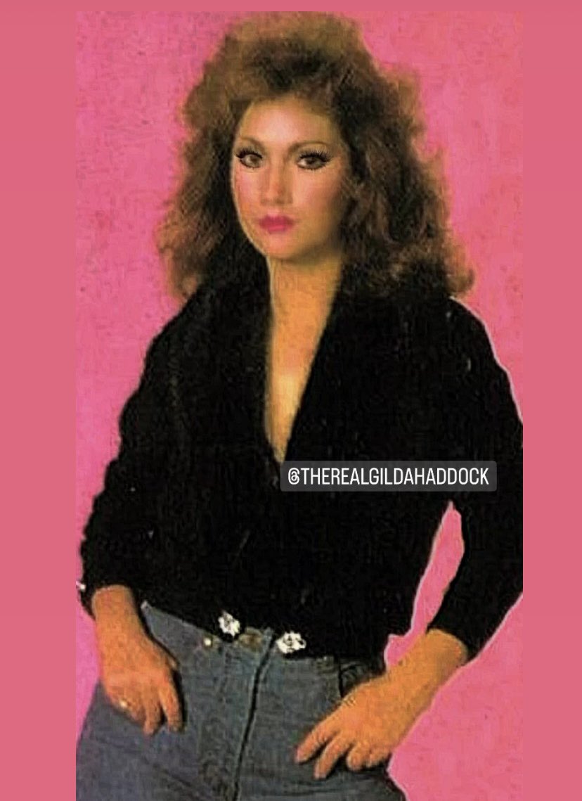 GildaHaddock1's tweet photo. Feliz Jueves de recuerdos! Los invito a mi cuenta en Instagram @therealgildahaddock Aquí como Diana Montero mi personaje en #FueSinQuerer con #SandroDeAmerica #tbt https://t.co/1Y4CX0d2IG