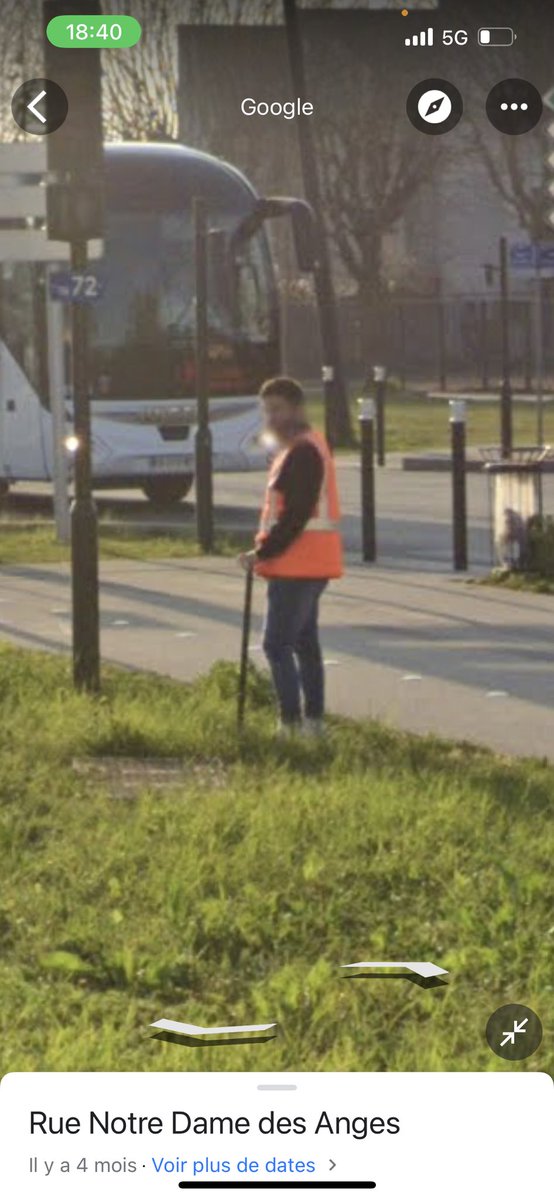 nenoooo223's tweet photo. Nan mais J’suis mort de rire. Un jour j’étais en panne à arboretum avec mon tram (chat noir tu coco) et j’avais vu la voiture de Google maps passer .. bref j’viens d’aller voir 😭😭 même Google sais que je suis chat noir https://t.co/BjWDPBQqnc