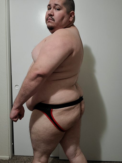 3 pic. Showing off my harness. And sexy undies. Not sure what to wear for this Sunday lol #ThirstyThursday