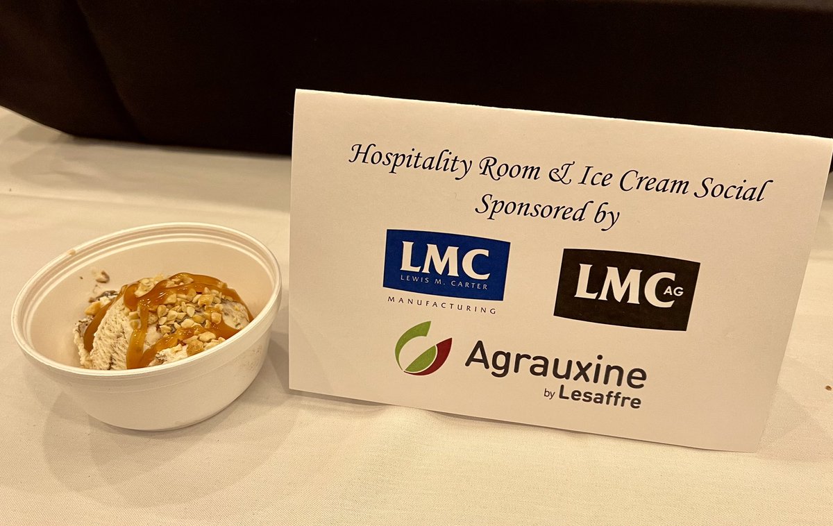 gapeanuts's tweet photo. Everyone is having fun at the #2022SPGC ice cream social. Thanks to LMC, LMC Ag and Agrauxine for sponsoring this event. https://t.co/54UTJcujnC