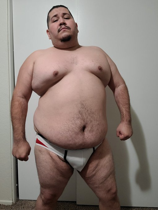 4 pic. Showing off my harness. And sexy undies. Not sure what to wear for this Sunday lol #ThirstyThursday