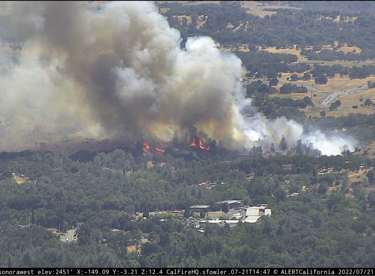 HotshotWake's tweet image. New Start: The Slate fire is in Jamestown CA.The fire is spreading moderately and resources are responding. The big issue is not only structure protection, but if PG&amp;amp;E doesn’t re energize the power lines the entire County will lose power. #slatefire #california #cali #wildfire