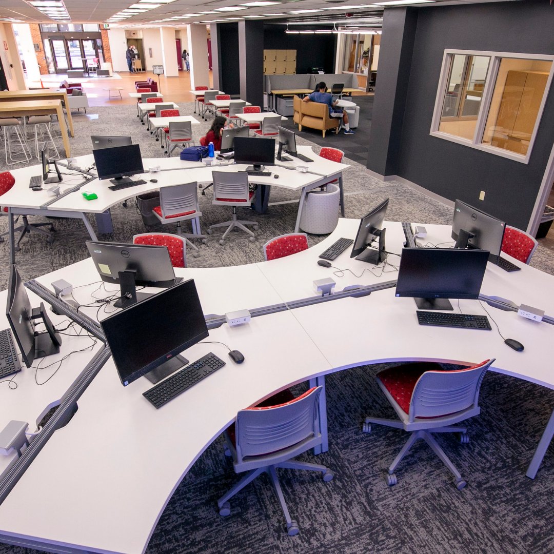 UALRadmissions's tweet photo. Check out the Learning Commons! The Learning Commons provides tutoring services in one convenient location on the first floor of the Ottenheimer Library. Within the space, you can also receive tutoring! View all the learning centers located here: https://t.co/q3nMBbvVCI https://t.co/Qm3yPx98uK