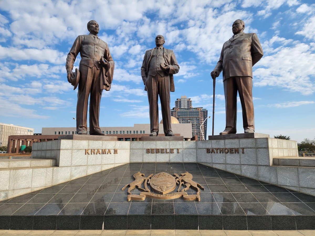 RocketsCentral's tweet photo. Learning in Botswana! Rockets and Ledumang students visit the Botswana Parliament and Three Dikgosi (Chiefs) Monument! Rockets making history in the MOTHERLAND! #rocketslandinbotswana #ledumangseniorschool #welcomehome #motherland #miamicentral #biscep https://t.co/tGIDm51o9n