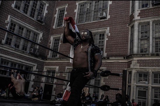 HesBiGCuZZO's tweet image. SHOW UP AND SHOW OUT! 
.
. 📸 @robertwhitmanphoto
.

#BigCuZZO #TheBarricade #ProWrestling #Bigpapi #wrestling #WhosYourCuzzo  #Dominican #FirstClass #Represent #flag #brooklyn 
@battleclubpro @blackwrestlefest 
#TheFalloutShelter
#SeekShelter
#BattleClubPro
#FEDERATED