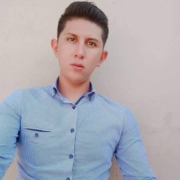 27yo man, lawn maintenance worker struck by lightning in #newsmyrnabeach Tuesday, identified by family as Julio Cesar Lopez. He’s <a href="/HalifaxHealth/">Halifax Health</a> on a ventilator and critical. The young man took a direct hit &amp; family says he has major organ damage. They say doctors not optimistic.