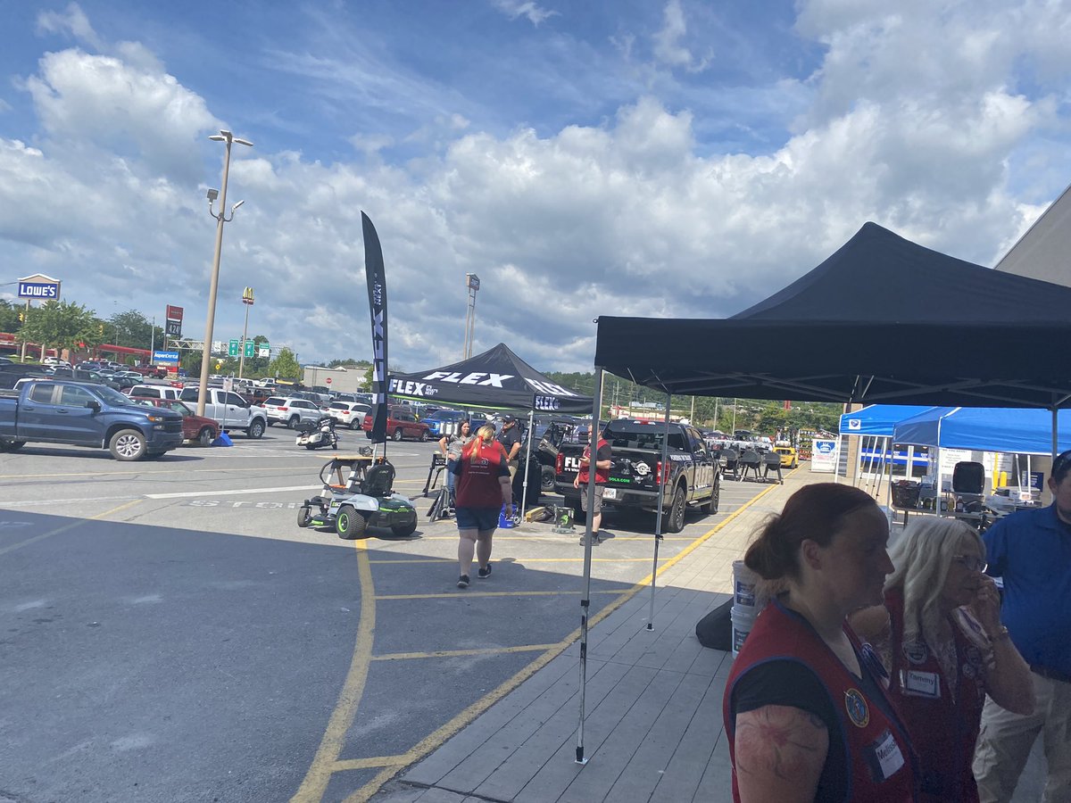 We had an awesome turn out for our PRO lunch at 627! Special thanks to our PRO Team  for getting this event together great job! appreciation for our pros ! #promvp