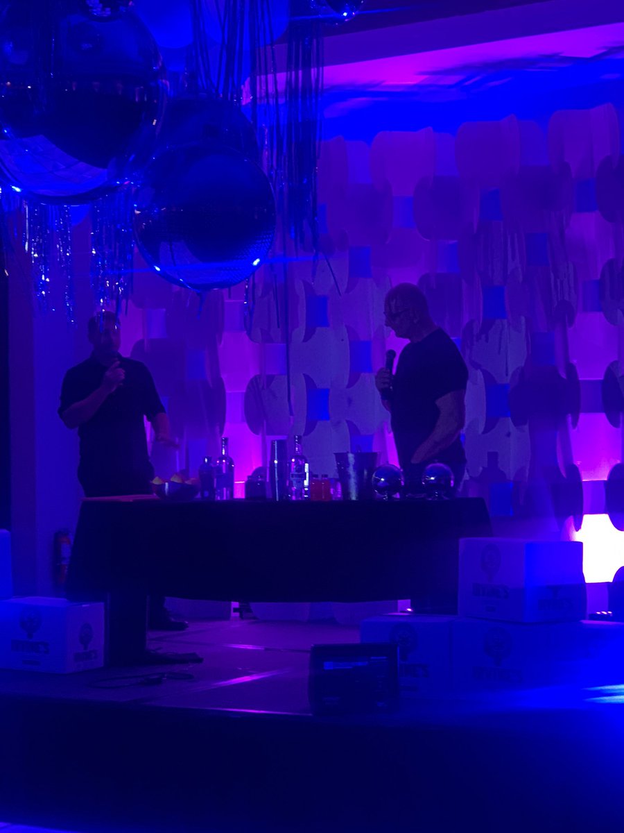 The #ASRTeam is enjoying cocktail demonstrations &amp; tasting experiences with the one, the only… celebrity chef, <a href="/RobertIrvine/">Robert Irvine</a>!  🍸#ASRSharesStories <a href="/LVStyle/">Lehigh Valley Style</a>