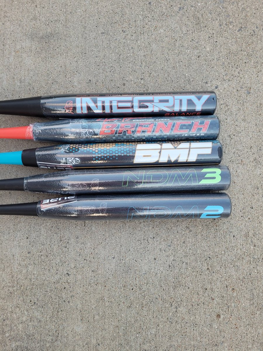 FSACanada's tweet image. Got in our new shipment of Pure Bats, reach out today to order yours
$375 /tax included 
NDM3
NDM2
BMF
Branch
$395 /tax included
Integrity 2 (56 of 100)

NDM2 + NDM3 game-ready technology, no break-in time required, peel wrapper... smash balls.
#FSACanada #swingpure #slowpitch