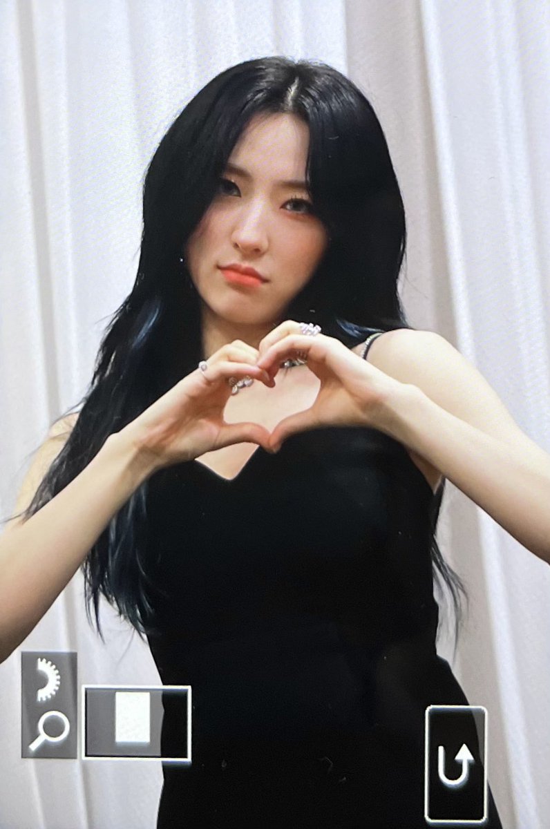 dazzlingcolor's tweet photo. 220722 주여니🐈‍⬛ 
#은서 #EUNSEO #우주소녀     #WJSN https://t.co/VItXakpGzA