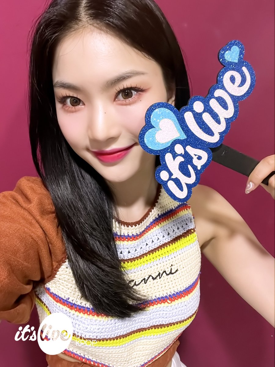 iseeunfeed's tweet photo. it's live twitter update
#아이사 #세은 #ISA #SEEUN https://t.co/9KY6hbEXil