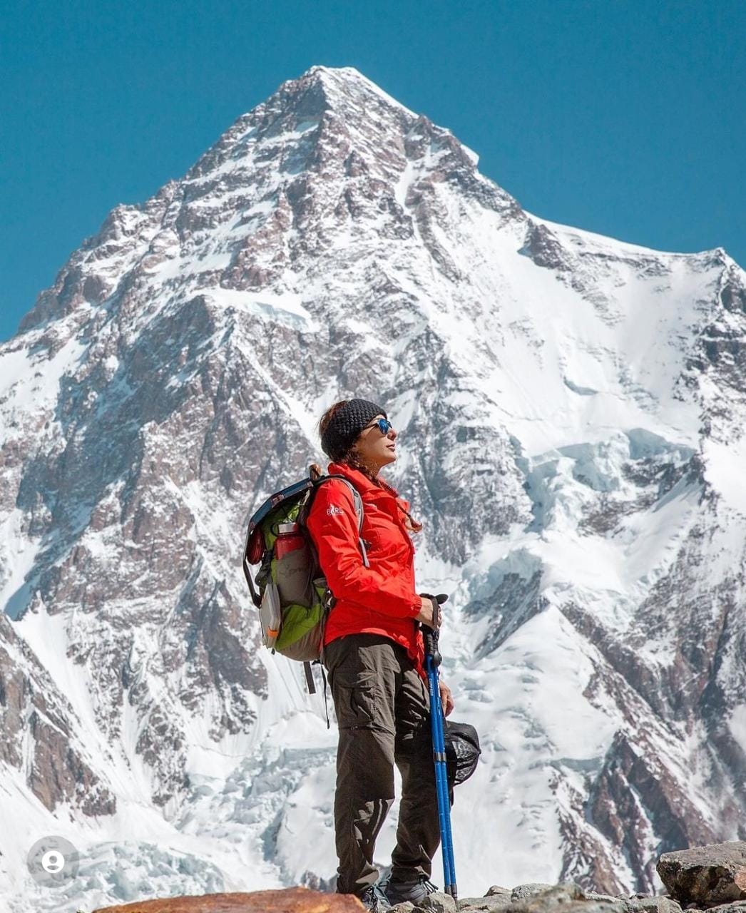 Faizan Lakhani on Twitter: "Another female climber from Pakistan Naila Kiani has scaled 8611m K2. At 7:40am Samina became the first woman to reach on top of K2, in less then three