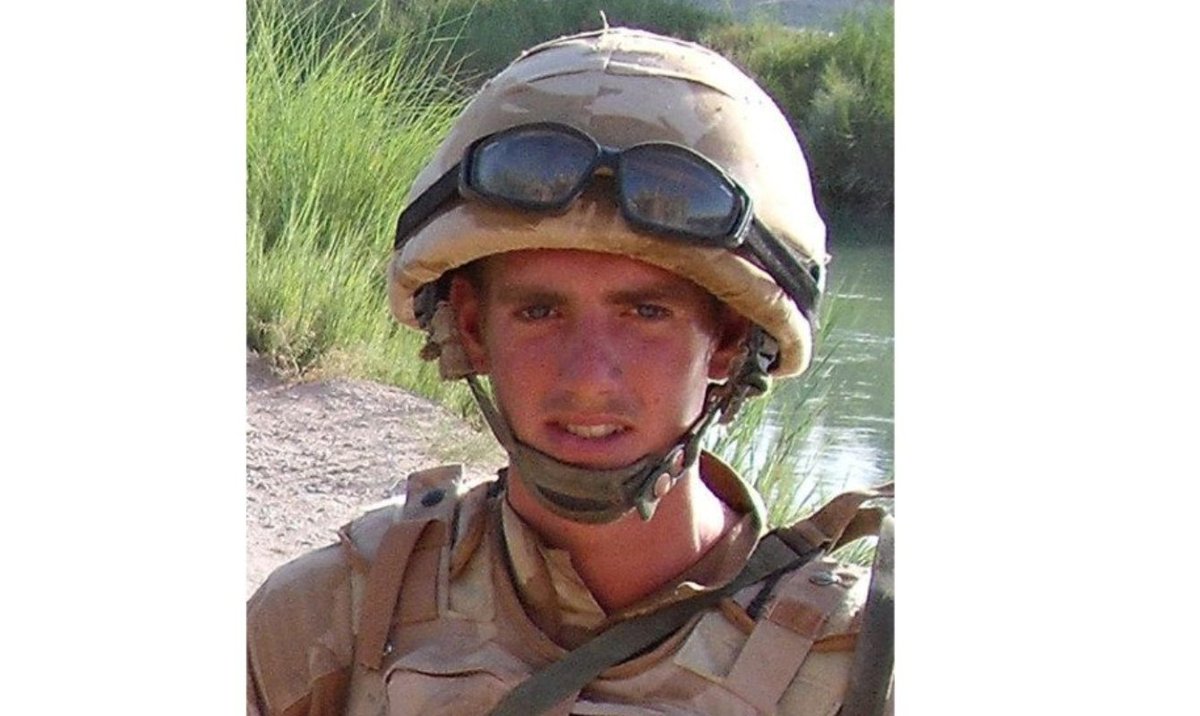 22nd July, 2009

Guardsman Christopher King, aged 20, born in Birkenhead, lived in West Buckland, Devon, and of 1st Battalion Coldstream Guards, was killed by an IED blast whilst on operations in Nad e-Ali, Helmand Province, Afghanistan 

Lest we Forget this brave young man🏴󠁧󠁢󠁥󠁮󠁧󠁿🇬🇧
