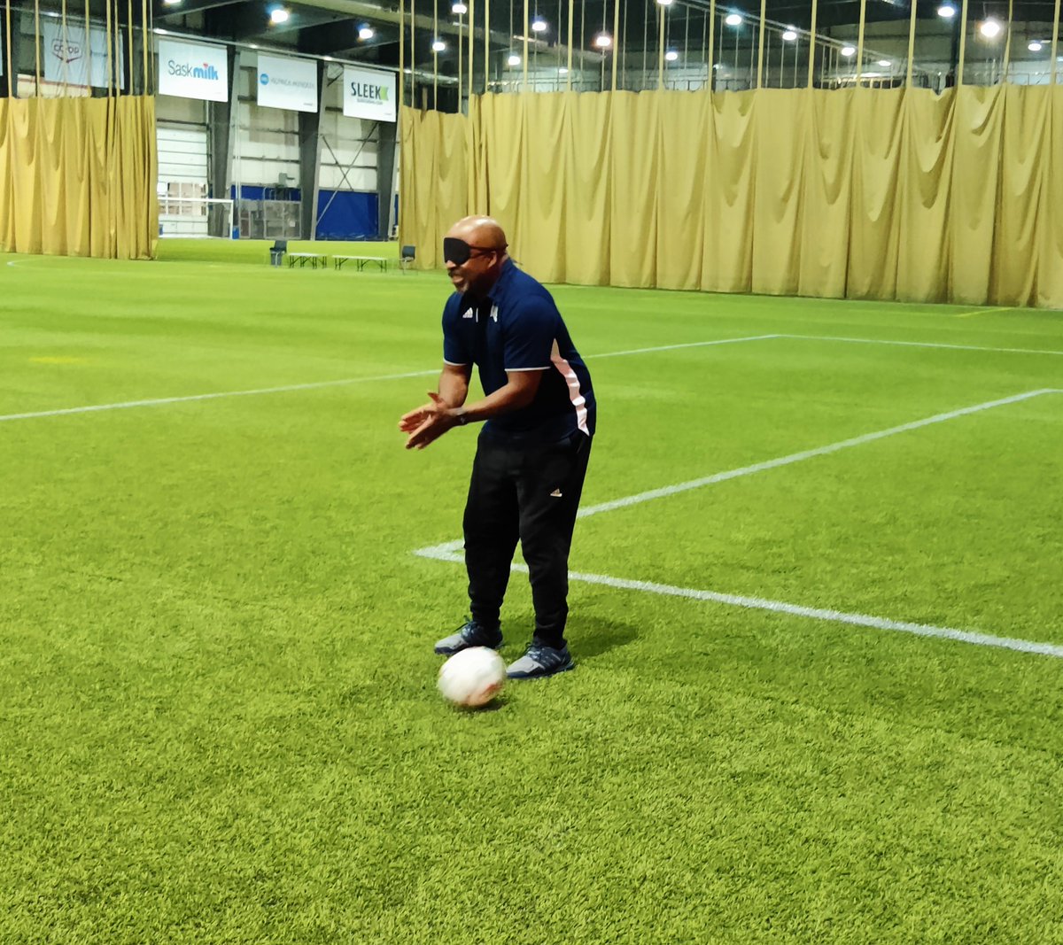 MarkusReinkens's tweet photo. @SaskSoccerAssoc Had a great day learning about #soccerability with @MattGreenwood74. Thanks to @FCReginaSoccer for hosting and to all the staff from @queencitysoccer for joining us. https://t.co/9uRENr8ejG