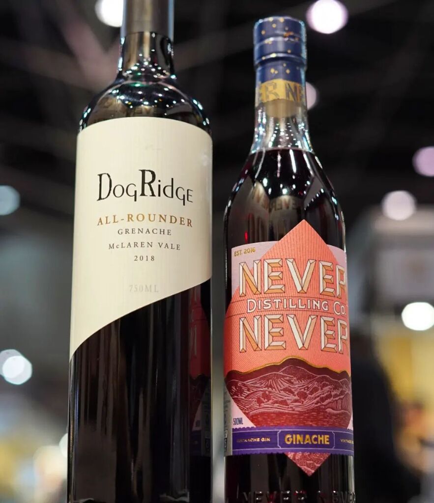 DramFineIdea's tweet photo. From grapes going in gin, to the final wine product (a little bit of vintage gap there 2018 wine vs 2022 Gin!)

#goodfoodandwineshow #perthgoodfoodandwine #neverneverdistillingco #gin #grenace #ginache #dogridgewinery https://t.co/yuWMGEXQnM https://t.co/LSnzRaxfr0