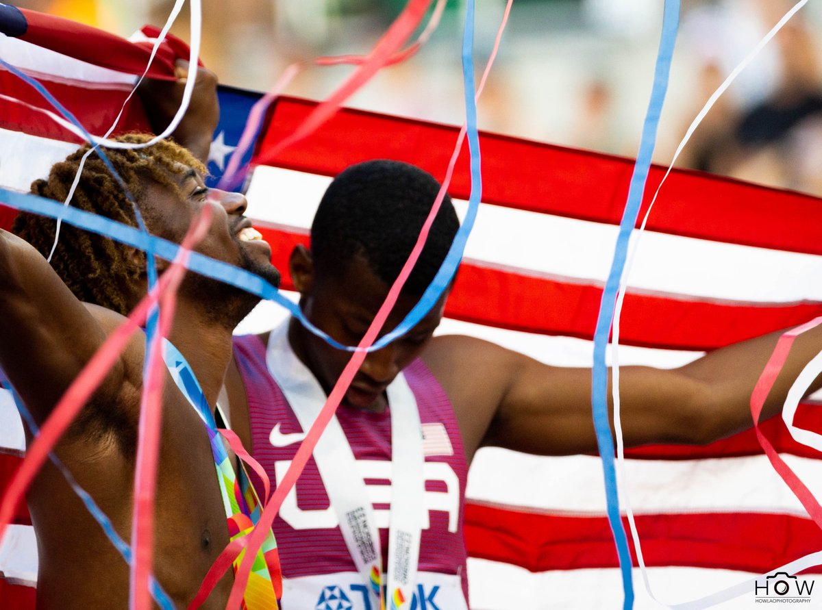 HowLao's tweet photo. Day 7 at the World Championships &amp; the two 200 meter finals did not disappoint!

@sherickajacko with 21.45 to break the championship record 

@LylesNoah ripping a 19.31 for a new American Record
&amp; a SWEEP for Team USA.

Photos for @WCHoregon22 

#WorldAthleticsChamps https://t.co/JOeNOTA3CN