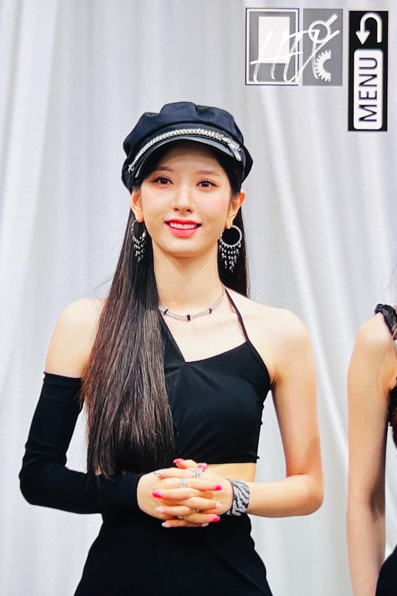 HEX_0225's tweet photo. 220722 프리뷰

#보나 #BONA
 #우주소녀  #WJSN https://t.co/AbQiGM8cNE