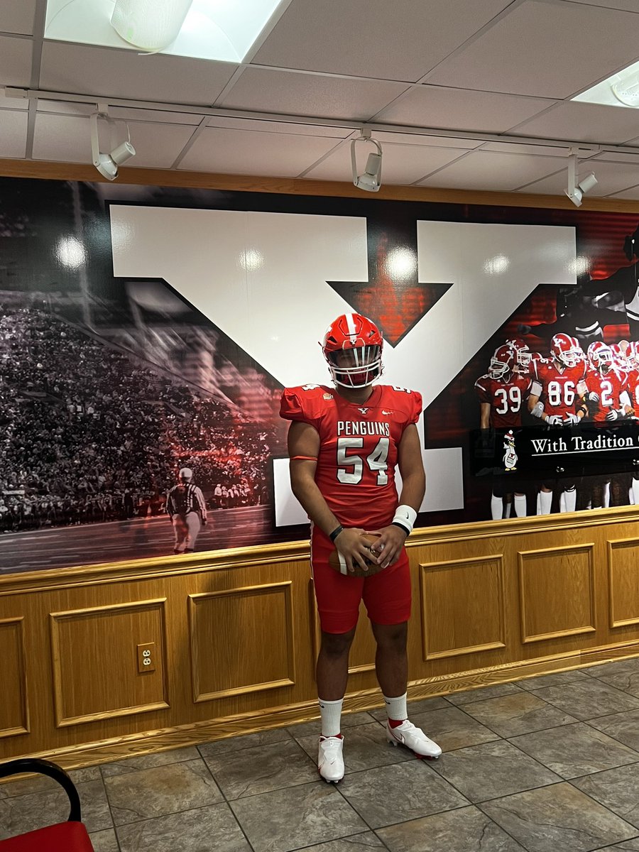 tmassmerlo's tweet photo. Thank you to @CoachBuj @Coach_Troy_R  and @fbcoachdp for an amazing visit today!! Blessed and thankful for my first PWO spot today!!! Thanks again🏈❤️ https://t.co/MVo5q8Hjtz