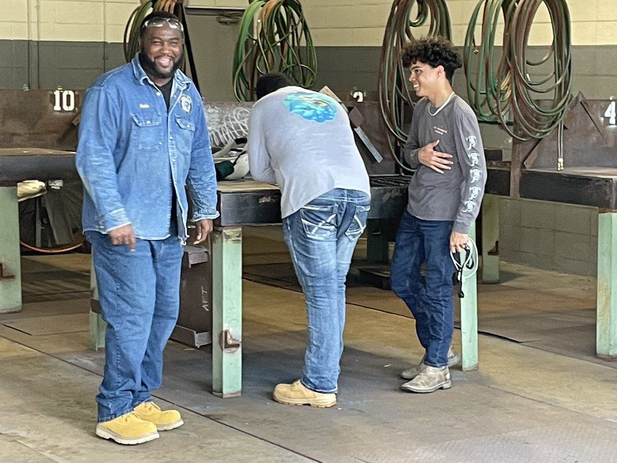 BishopWorkforce's tweet photo. We had an opportunity to visit the Shipfitting class today & this is what we found! The instructor, Mr. Bolds, and 2 of his students prepping for class, while sharing a laugh in the process! #WildcatPride Stay connected for upcoming class details!
#wfdbishopstate #Shipfitting https://t.co/0tT8v62hX6