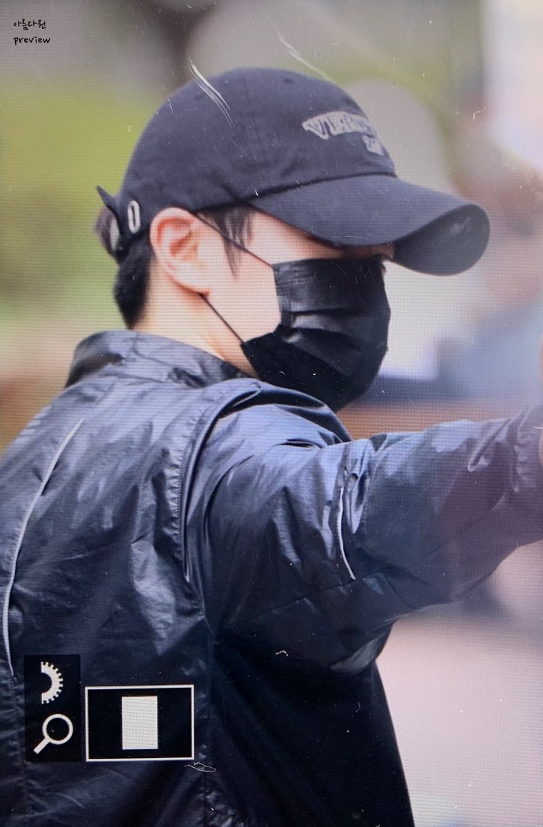 beautiful950724's tweet photo. 220722 뮤뱅 외출

#SF9         #에스에프나인         #THEWAVEOF9         #SCREAM #스크림        #다원 #DAWON #이상혁 #상혁 https://t.co/x88FfMRGNP