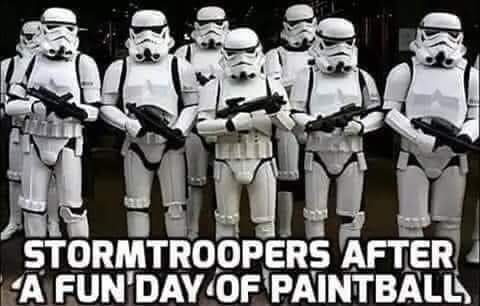 joshua_grzywa's tweet image. Clean-up will be a breeze ... #lol #weirdhumor #betterthanpolitics #punsfordays #dadjokes #starwars #starwarsfan #starwarsjokes
