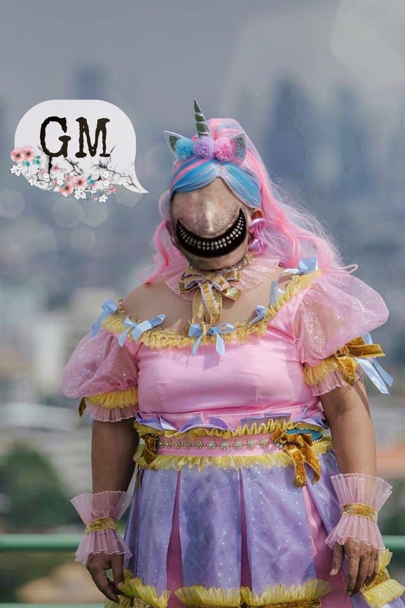 Good morning everyone.

Have a day full of smiles.......(   >ω<)/🖤☕️⛅️🍭🎶😁🌈